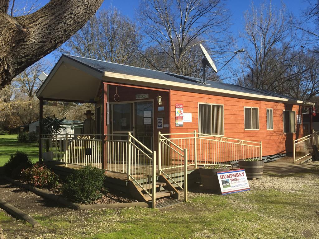 Colac Colac Caravan Park Corryong Exterior photo