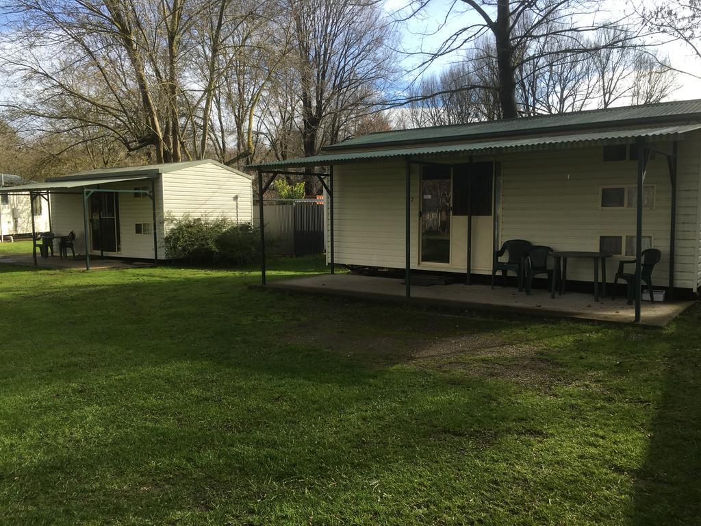 Colac Colac Caravan Park Corryong Exterior photo